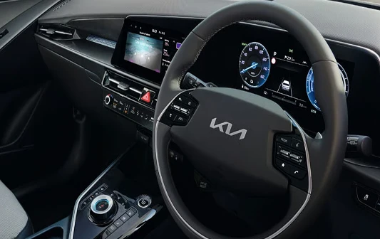 Seamless dual display